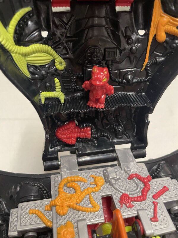MATTEL - Mighty Max  - Takes on Terror Talons 1993 Bluebirds Toys - immagine 6