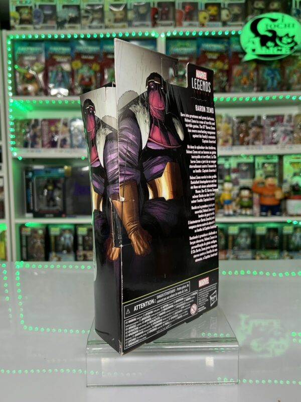Marvel Legends - Super Villains Baron Zemo - immagine 4
