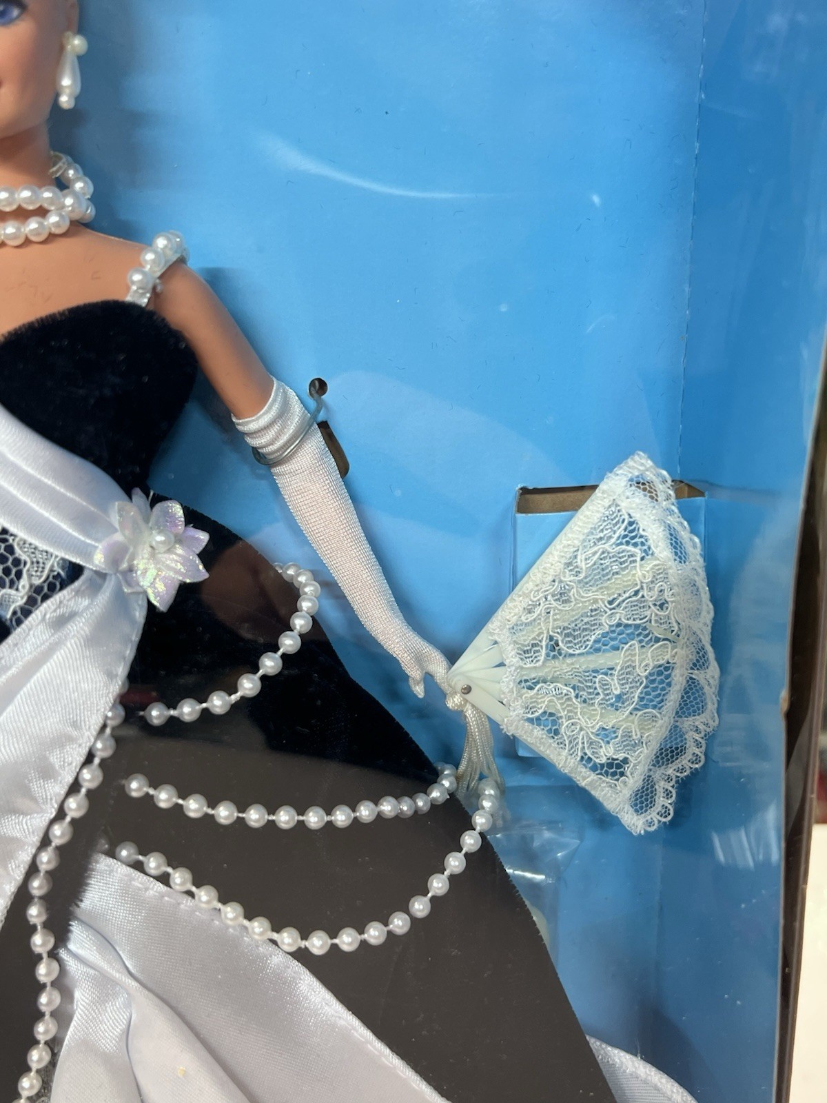 Mattel Barbie - Ballroom Beauties - Barbie Midnight Waltz - immagine 9