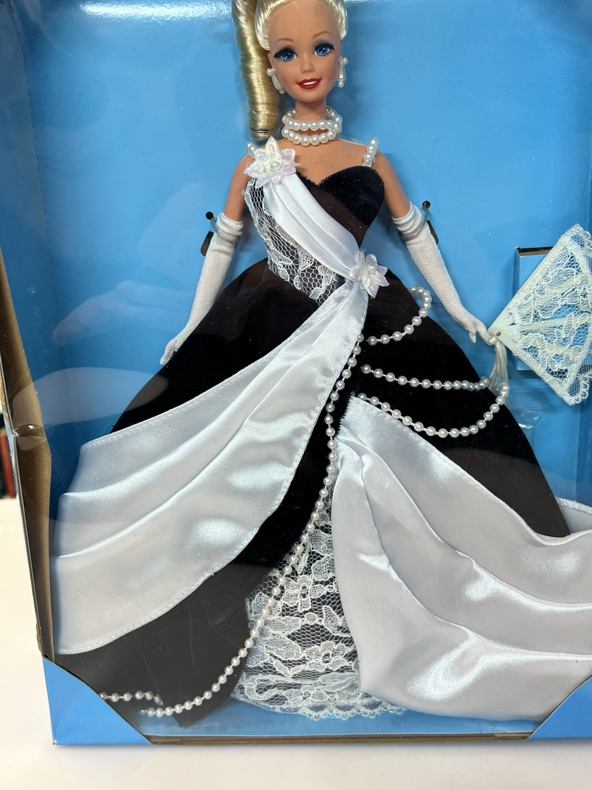 Mattel Barbie - Ballroom Beauties - Barbie Midnight Waltz - immagine 10