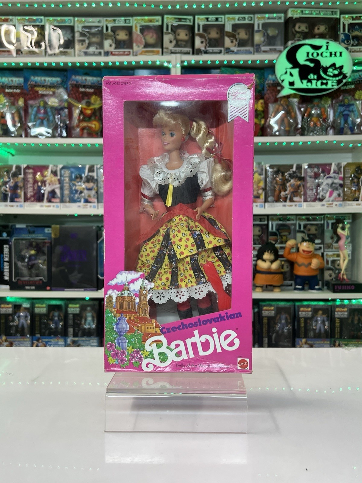 Mattel Barbie vintage Barbie Dolls Of The World Czechoslovakian  1991