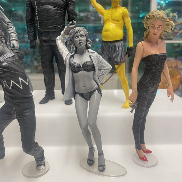 NECA Figure SIN CITY - Marv Manute Yellow Bastard Wendy Kevin ++ - Lotto - immagine 4
