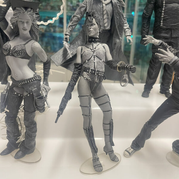 NECA Figure SIN CITY - Marv Manute Yellow Bastard Wendy Kevin ++ - Lotto - immagine 6