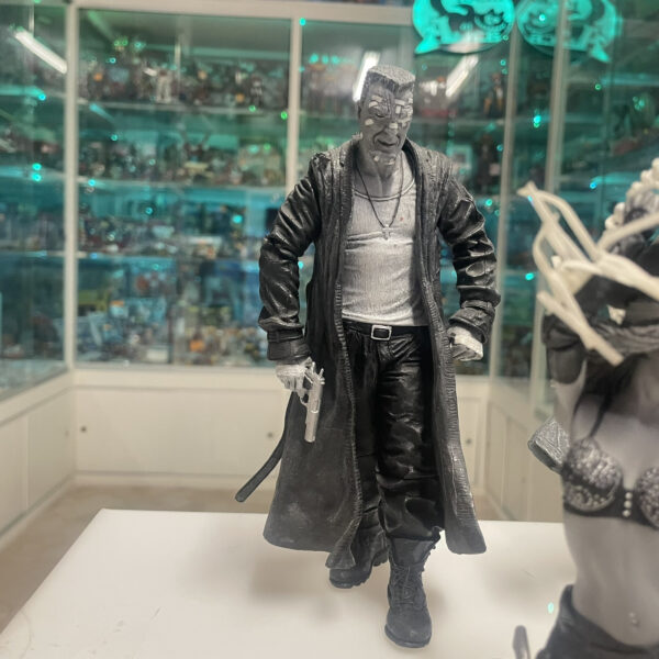 NECA Figure SIN CITY - Marv Manute Yellow Bastard Wendy Kevin ++ - Lotto - immagine 8