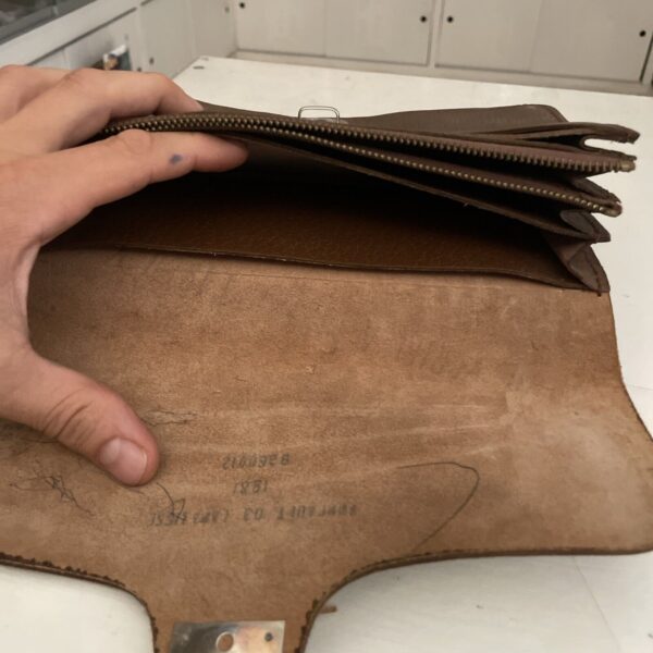 ANCIENNE  SACOCHE  de FACTEUR en CUIR la POSTE  25x17 cm (gros portefeuille) - immagine 6
