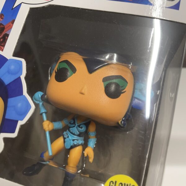 FUNKO POP Masters Of The Universe - 86 Evil Lyn - Glow in the Dark - immagine 6