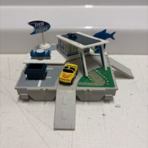 Galoob Micro Machines MICROMACHINES Travel City Fish & Chips Drive GIG / Galoob