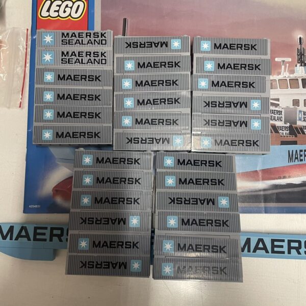Lego 10152 - 3  Maersk Line Container Ship ( 2006 Edition ) - immagine 8