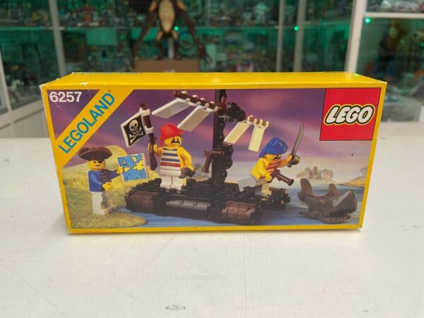 Lego Legoland Vintage MISB NEW set 6257  Castaway's Raft