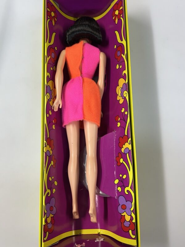 Mattel Barbie - Gold Label - Twist N Turn Waist Reproduction 2007 Brunette - immagine 13