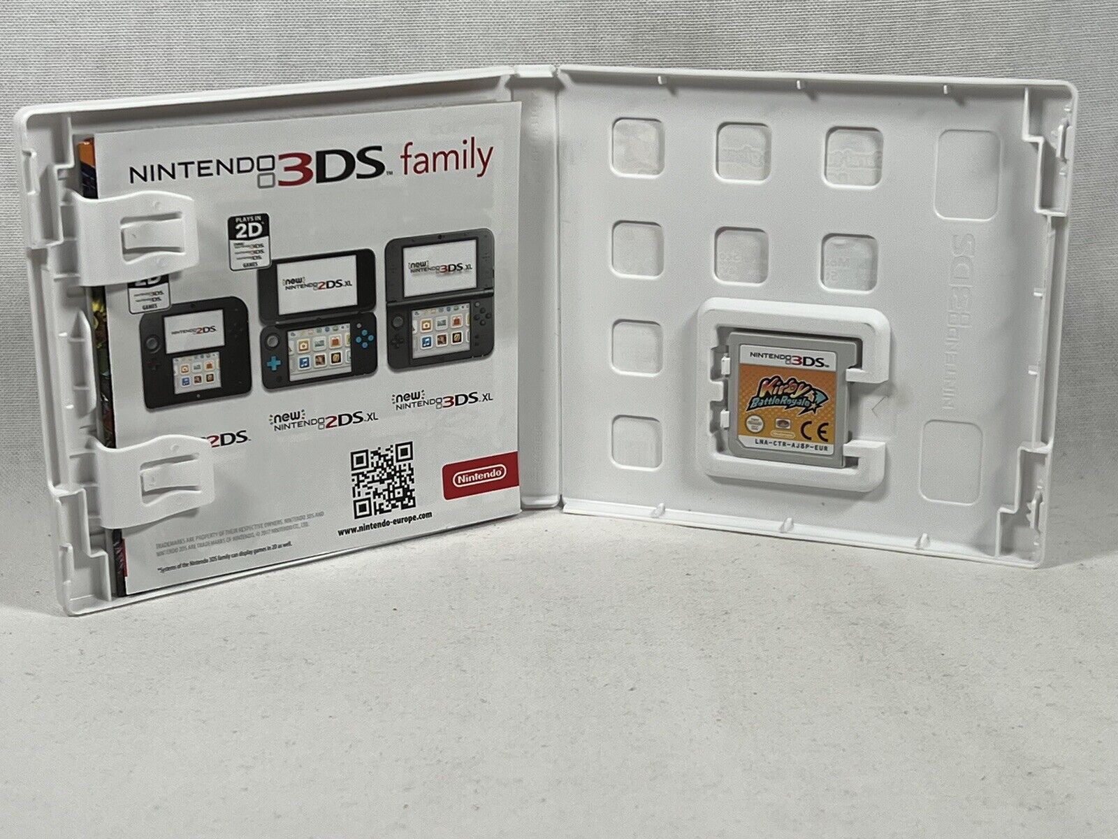 Nintendo 3DS 2DS videogioco Kirby Battle Royale - immagine 7