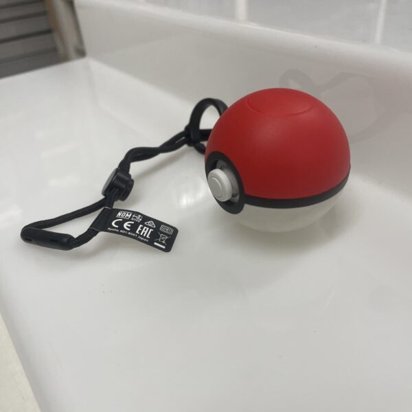 Nintendo SWITCH - Pokeball Plus - Pokemon Controller - immagine 4