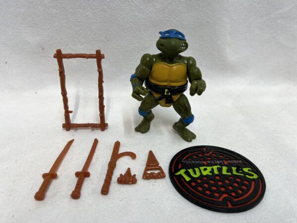 Playmates TMNT 1988 Leonardo ( Testa Morbida) + Basetta 3D - immagine 3