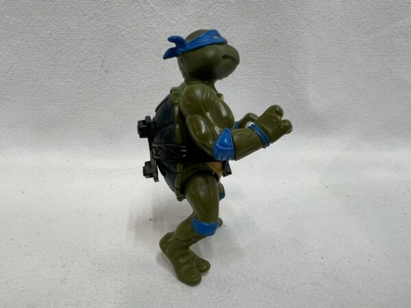 Playmates TMNT 1988 Leonardo ( Testa Morbida) + Basetta 3D - immagine 10