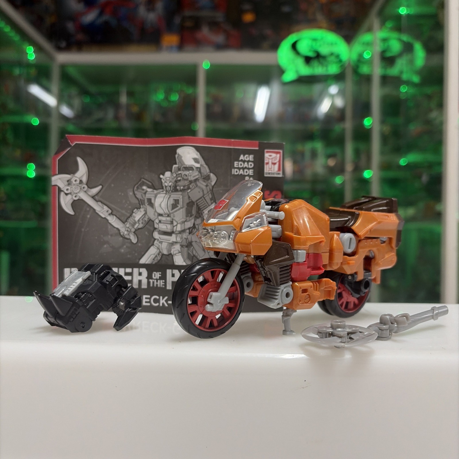 Transformers POWER of the PRIMES Hasbro Autobot WRECK-GAR