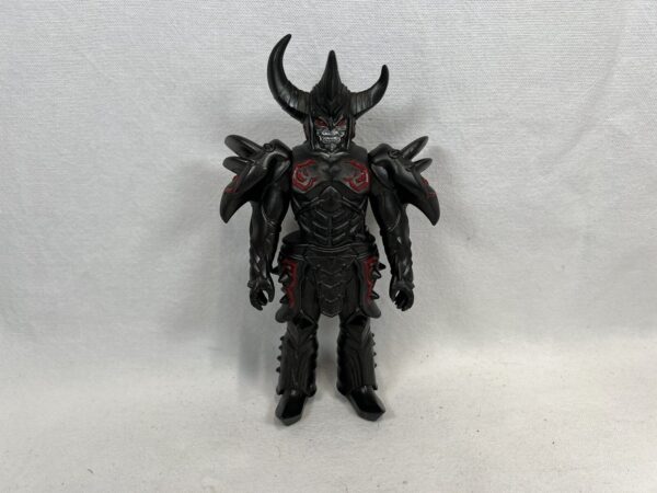 Bandai Vinile Sofubi Armored Darkness Ultraman 2008 Soft Vinyl - immagine 3