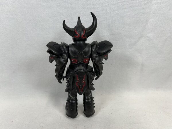 Bandai Vinile Sofubi Armored Darkness Ultraman 2008 Soft Vinyl - immagine 5