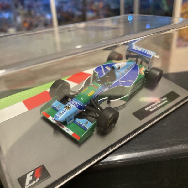 DeAgostini  F1 Collection 1/43 - BENETTON b194 M.SCHUMACHER 1994 - SERIE EDICOLA - immagine 3