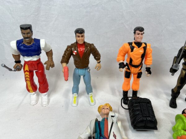 Hasbro Lotto Personaggi James Bond Jr. - immagine 5