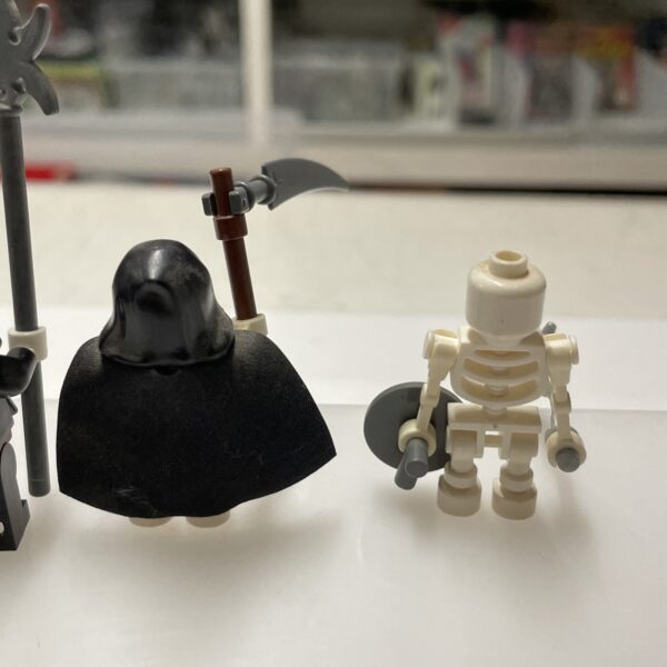 LEGO Minifigure - Fantasy Era 852272 - Skeletons Battlepack - immagine 6