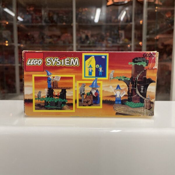 LEGO set Legoland Castle  6020 - Magic Shop - - immagine 3