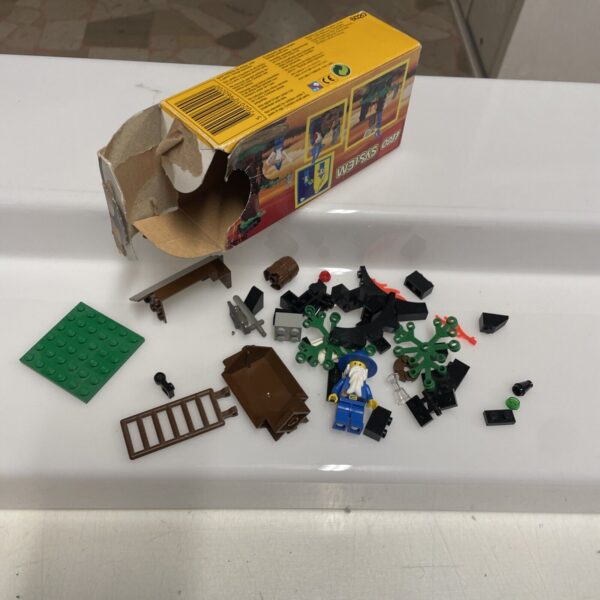 LEGO set Legoland Castle  6020 - Magic Shop - - immagine 6