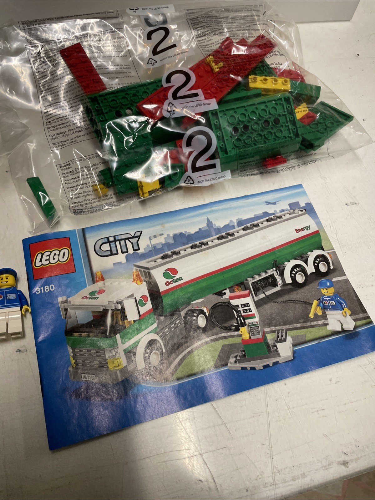 Lego City 3180 - Tank Truck  - completo - immagine 7