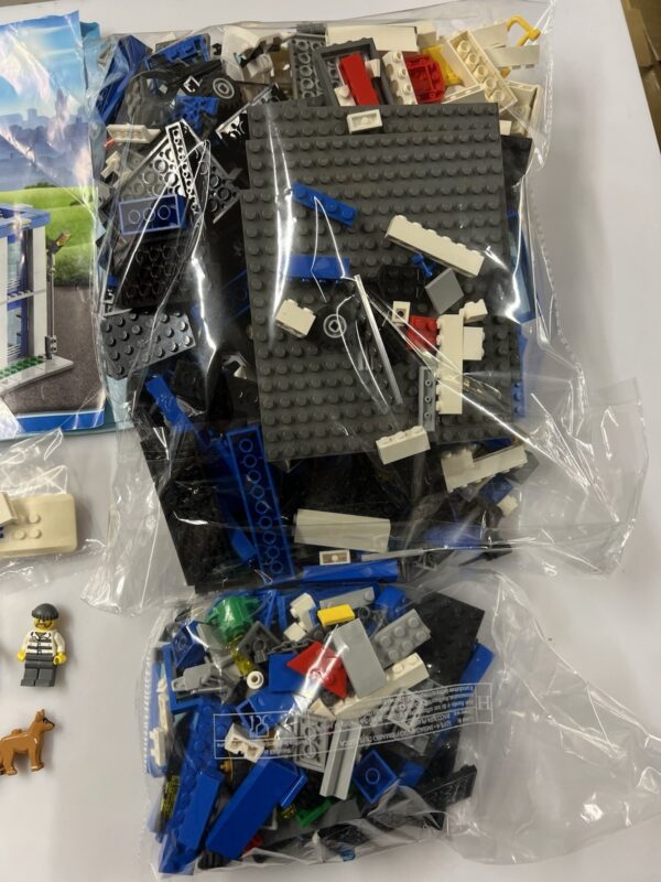 Lego City Polizia Set 60047 Stazione di polizia Caserma polizia - immagine 7