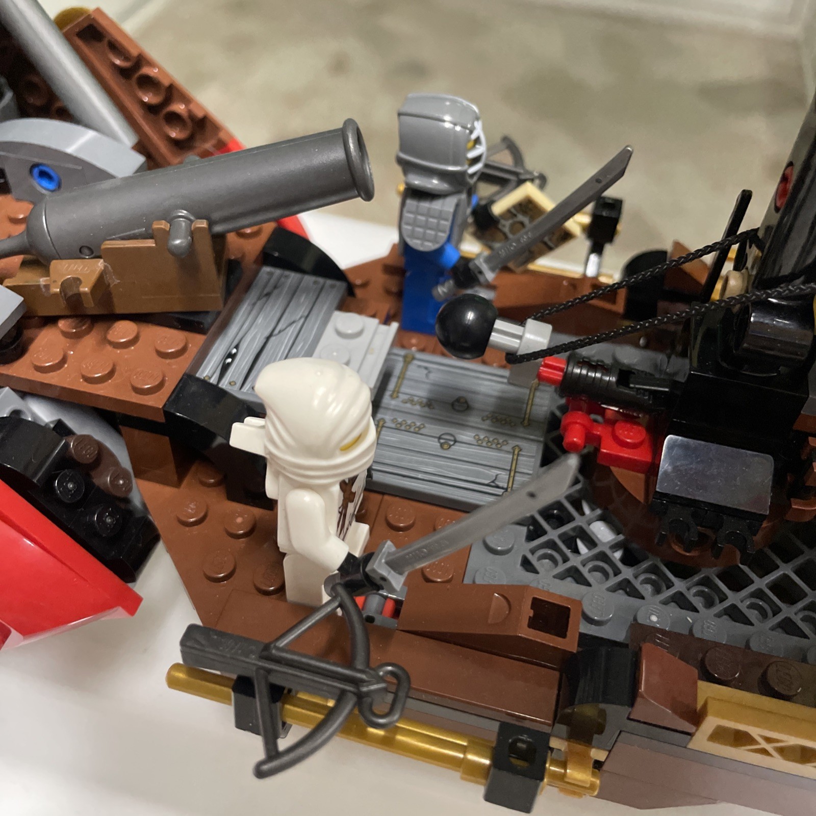 Lego Ninjago 9446 - Destiny’s Bounty - Completo - immagine 9