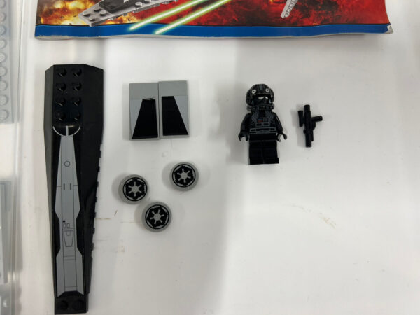 Lego serie Star Wars  Set 7915 Imperial V-Wing Starfighter - immagine 7