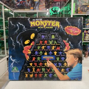 Matchbox Piramide Vulcano Espositore B - Monster In My Pocket - MIMP Serie 1