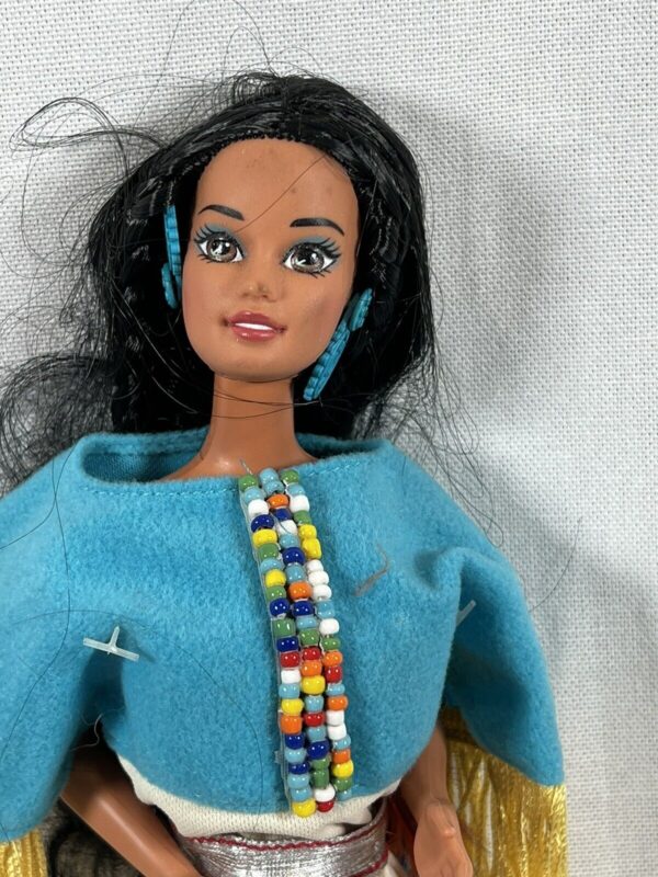 Mattel Barbie vintage Barbie Indiana Native America 2 1994 - immagine 4