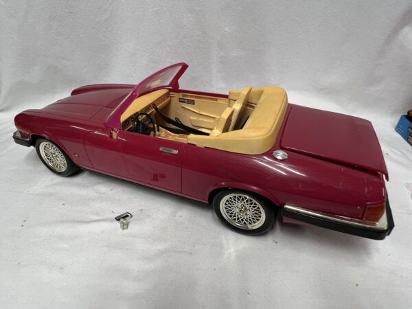 Mattel Serie Barbie Macchina Vintage Jaguar XJS - immagine 12