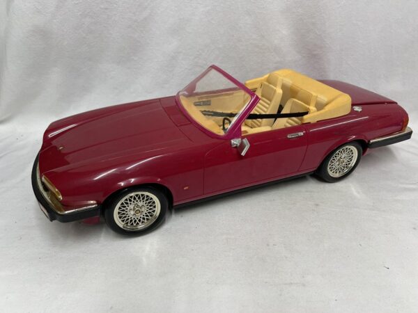 Mattel Serie Barbie Macchina Vintage Jaguar XJS - immagine 3