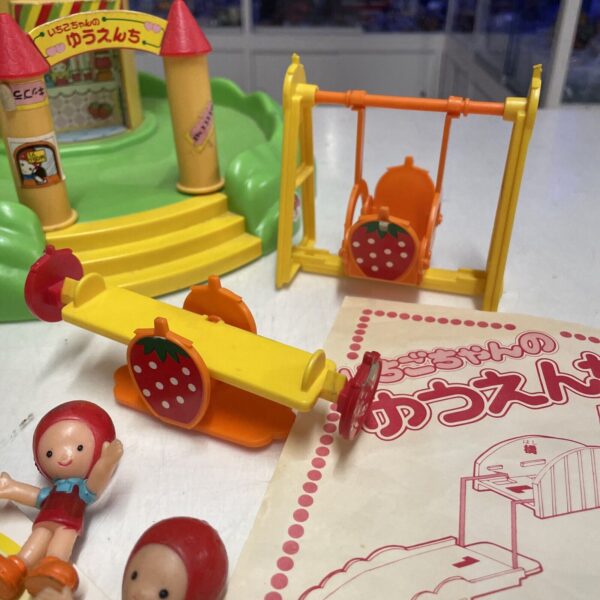 NEW GIOCO ROMA -FRAGOLANDIA Fragol - Castle  Vintage Toy Playset parco giochi - immagine 12