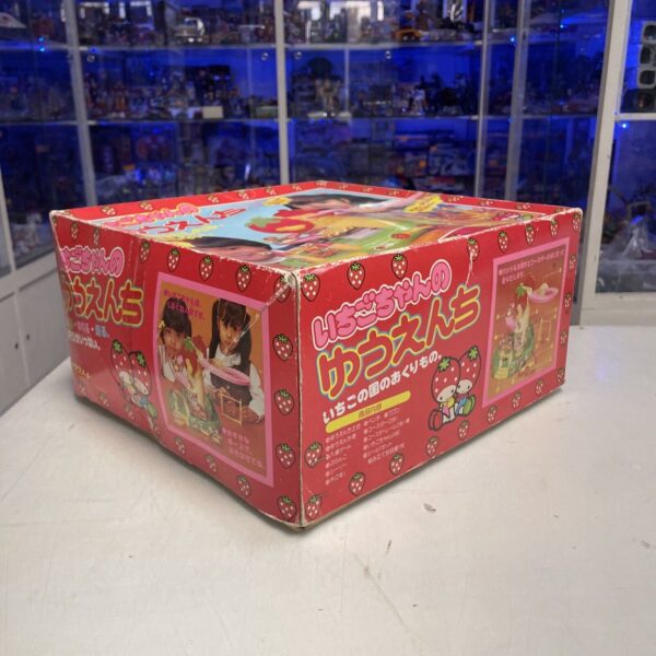 NEW GIOCO ROMA -FRAGOLANDIA Fragol - Castle  Vintage Toy Playset parco giochi - immagine 3