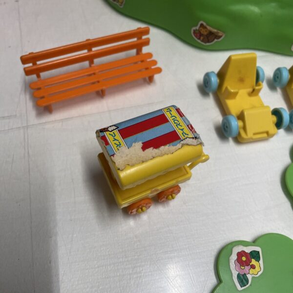 NEW GIOCO ROMA -FRAGOLANDIA Fragol - Castle  Vintage Toy Playset parco giochi - immagine 10