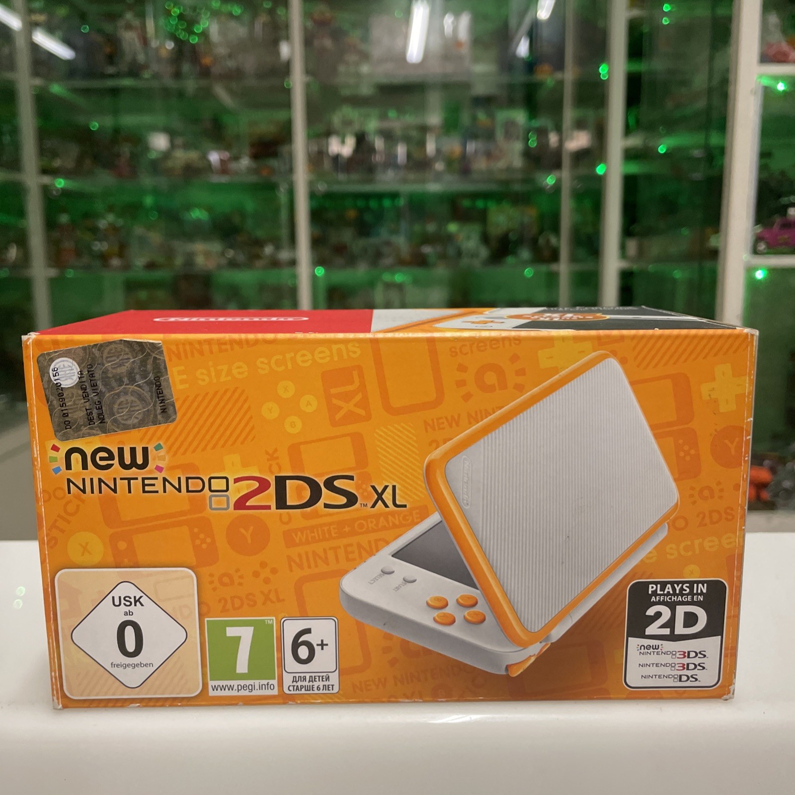 New Nintendo 2DS XL - White/orange - Usato Completo - immagine 3