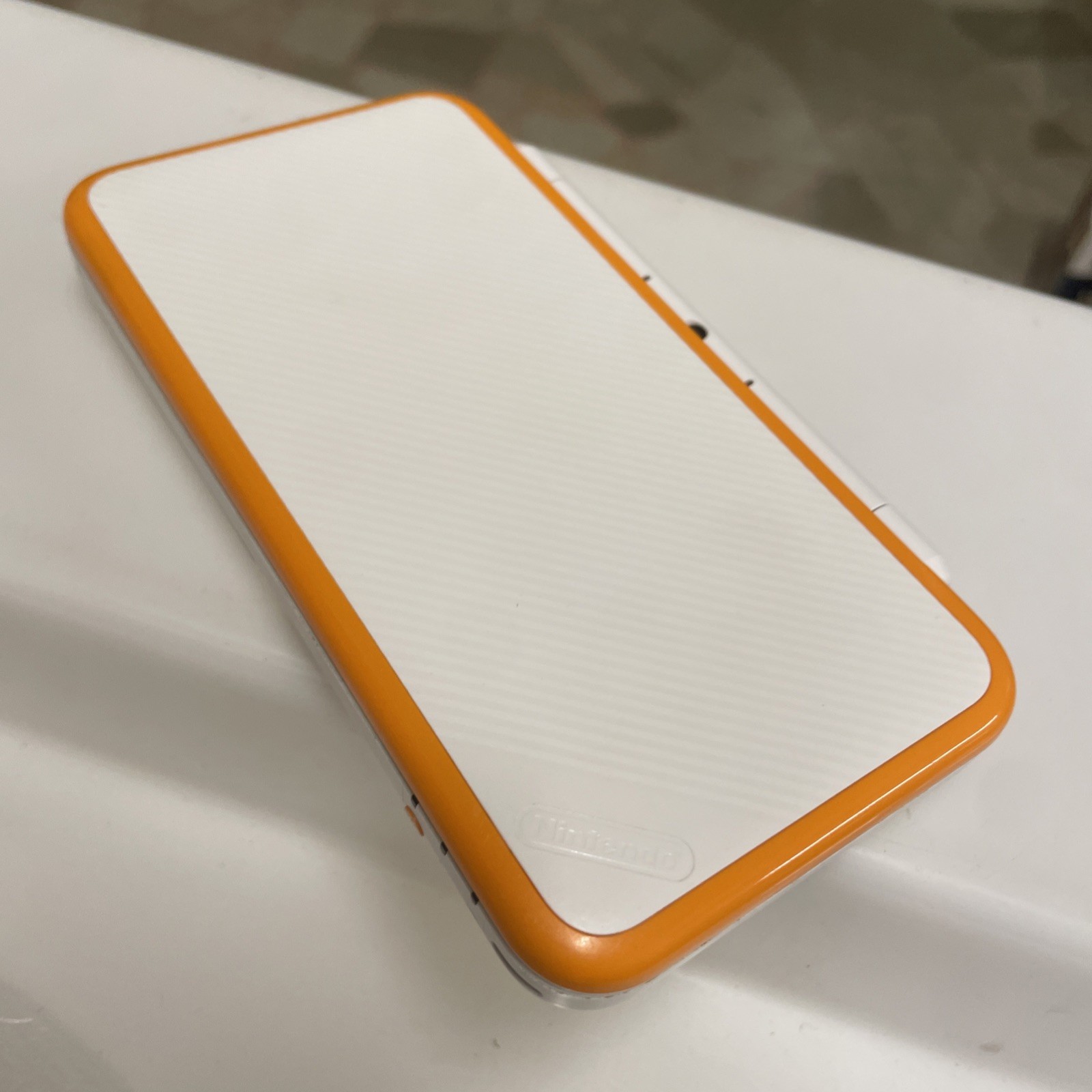 New Nintendo 2DS XL - White/orange - Usato Completo - immagine 10