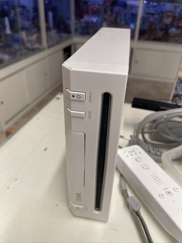 Nintendo Wii Consolle Bianca PAL + Cavi + Giochi Red Steel Just dance Call of D. - immagine 3