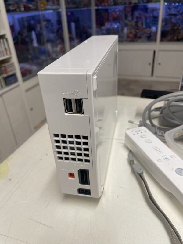 Nintendo Wii Consolle Bianca PAL + Cavi + Giochi Red Steel Just dance Call of D. - immagine 4