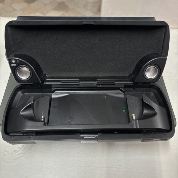 SONY PSP console 1004 Playstation + Nyko PSP theatre  + 17 UMD VIDEO movies LOT - immagine 8