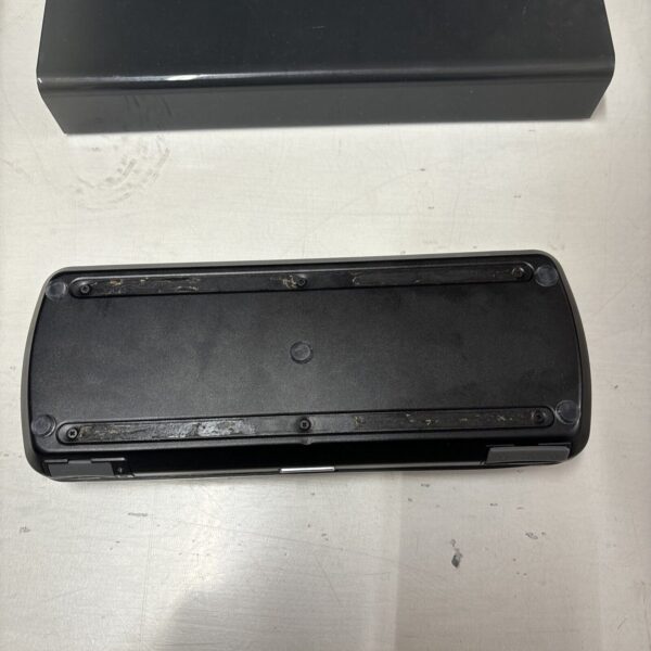 SONY PSP console 1004 Playstation + Nyko PSP theatre  + 17 UMD VIDEO movies LOT - immagine 9