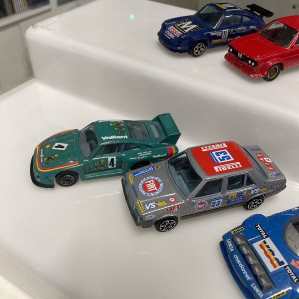 BURAGO Porsche Ferrari Alfa Romeo Pegeout Fiat BMW Lotto  1/43 - immagine 3