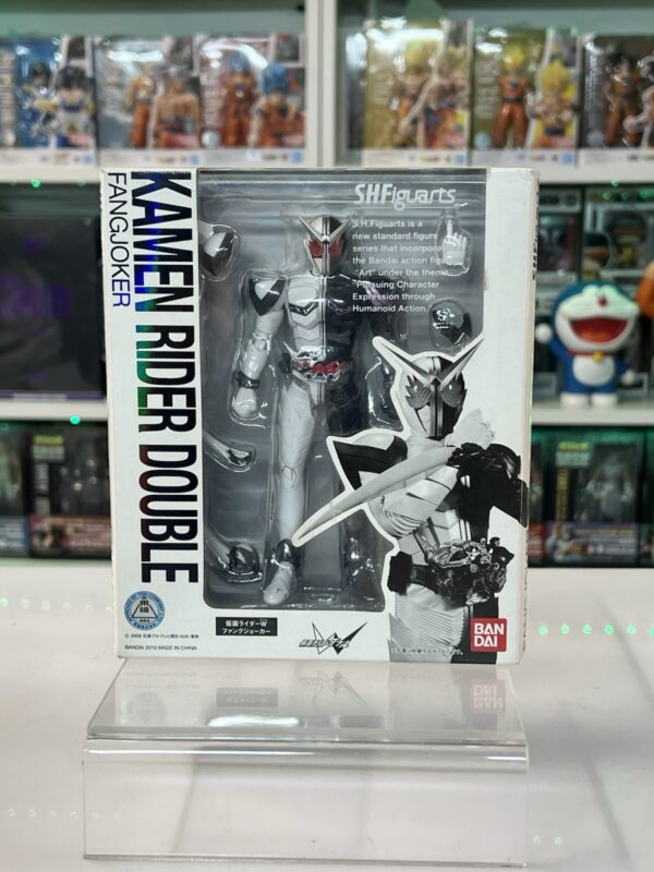 Bandai SH figuarts Kamen Rider Rider Double - immagine 3
