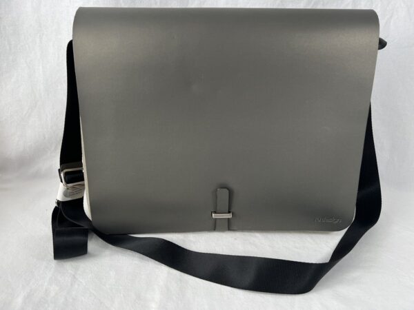 Elegante borsa porta Pc nuova