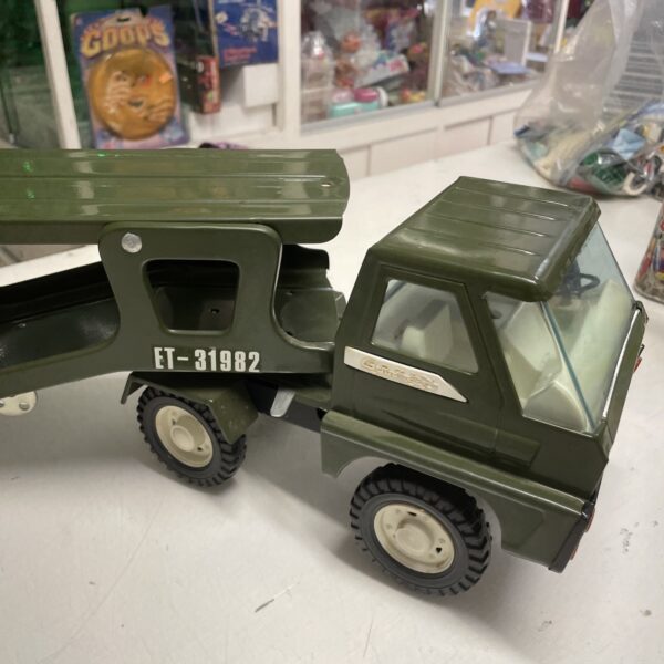 GOZAN Juguetes n. 916 - Bisarca Camion Portauto Militare - Tin Toys Lamiera - immagine 13