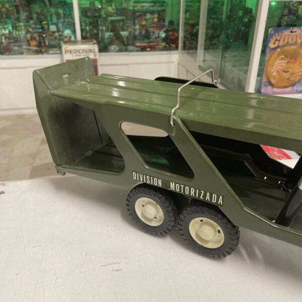 GOZAN Juguetes n. 916 - Bisarca Camion Portauto Militare - Tin Toys Lamiera - immagine 14