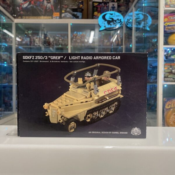 Lego BRICKMANIA 2296 SDKFZ 250/3 " Greif " / Light Radio Armored Car  Military