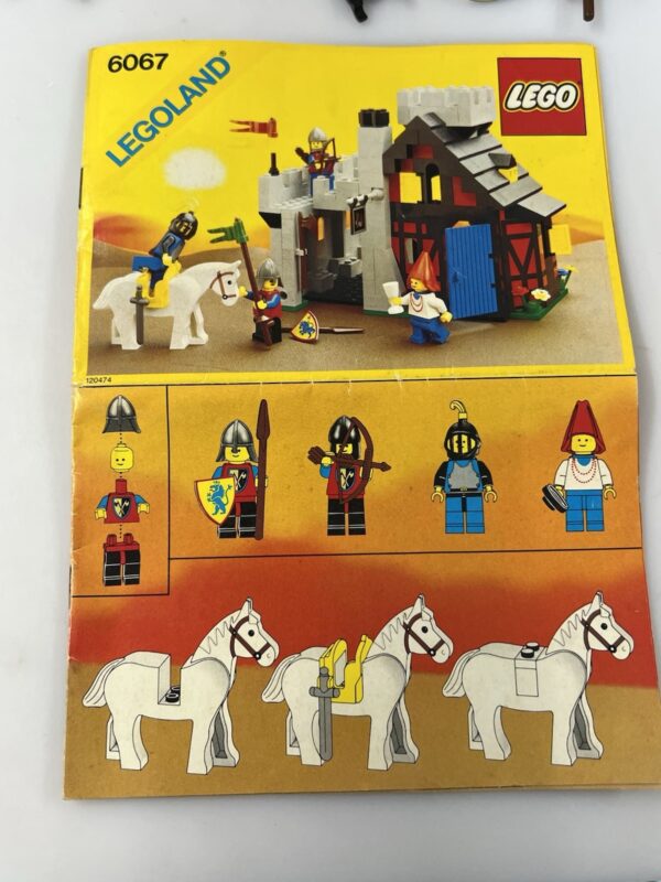 Lego Serie Castle - Set 6067  Guarded Inn - immagine 6